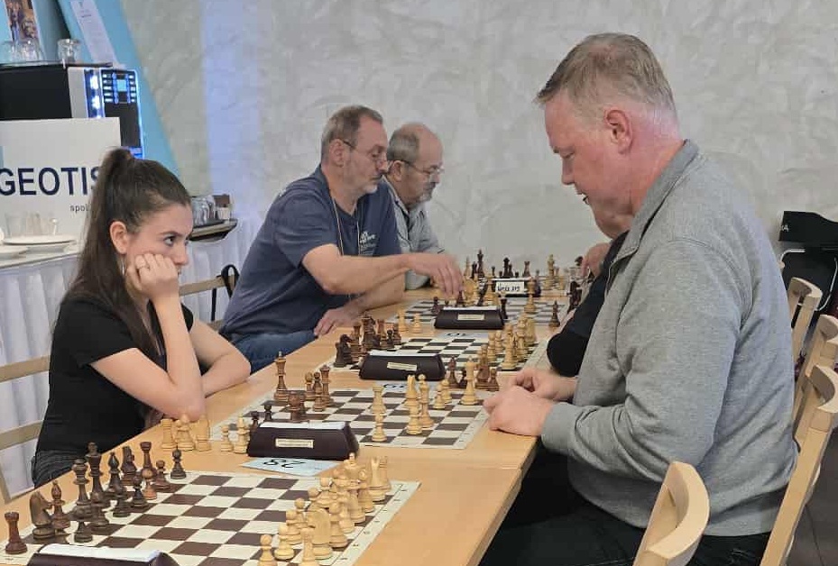 3. kolo přineslo souboj Zdeňka Morávka S Kateřinou Kalynčukovou.